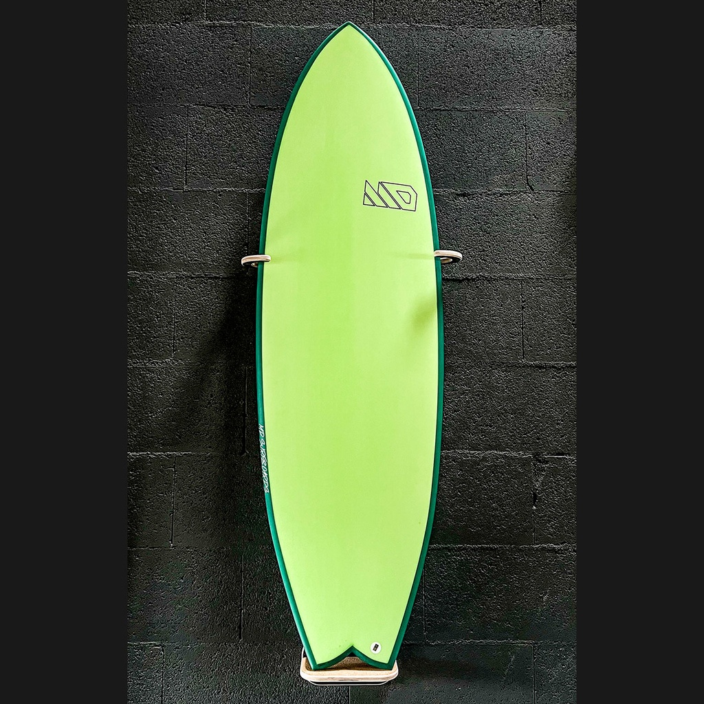 Peggy MD Surfboards 5'7 Twin + stab